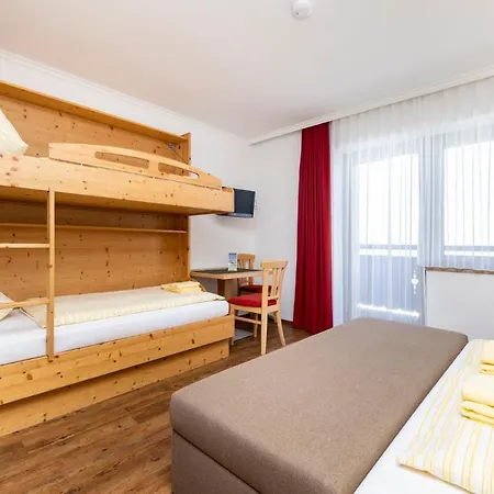 Jandlalm ゲストハウス 3*